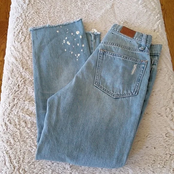 BDG Distressed Jeans - Picture 16 of 16
